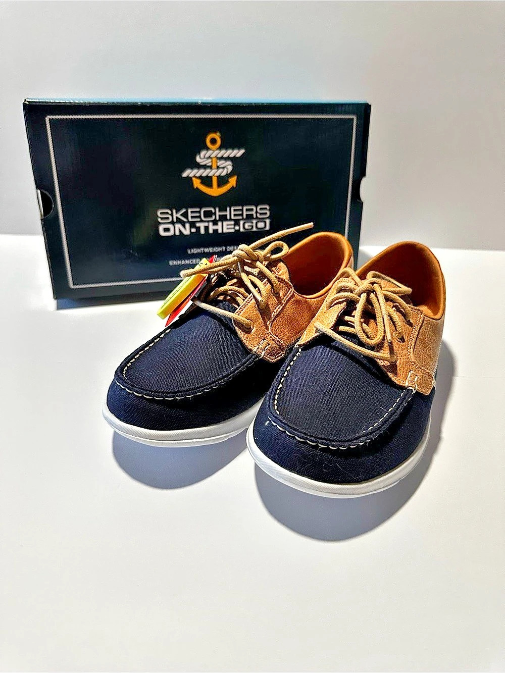 Skechers On-The-Go 600 - Brilliancy Boat Shoes Navy & Brown US 9 D NWT